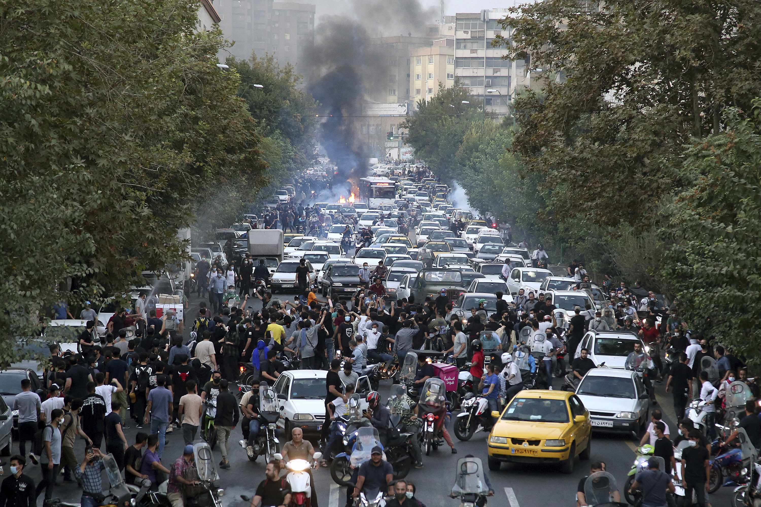 Protestas en el centro de Teher