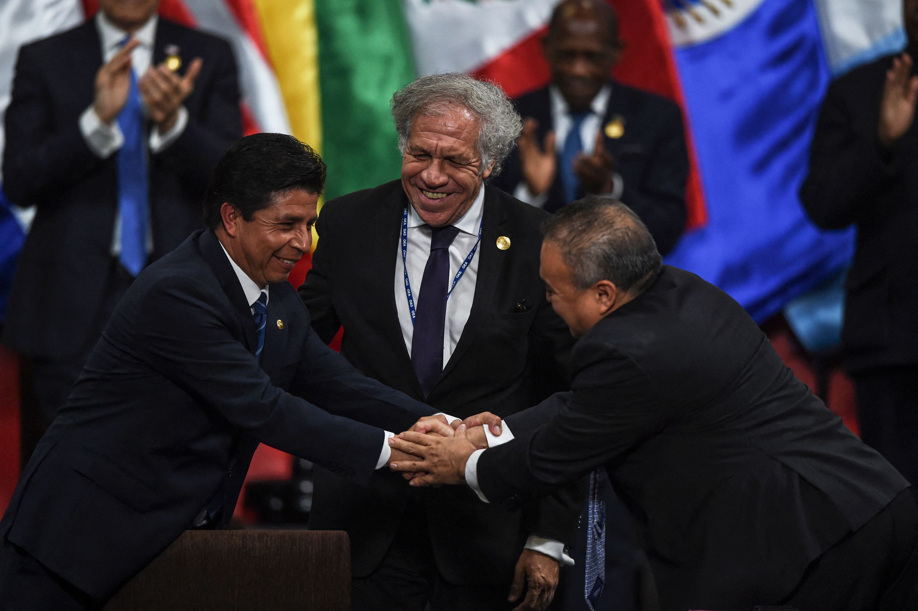 Pedro Castillo, Nestor Mendez y Luis Almagro