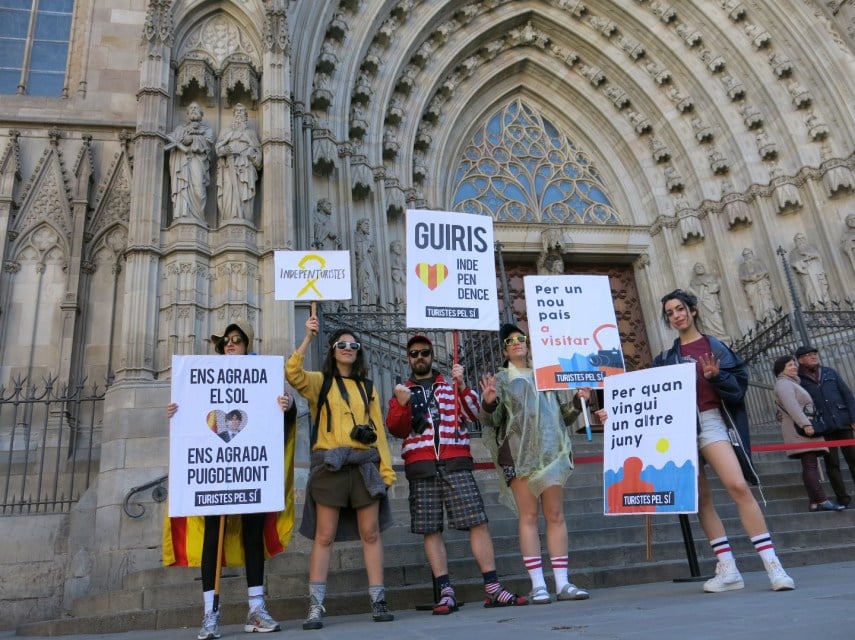 Turistas por la independencia