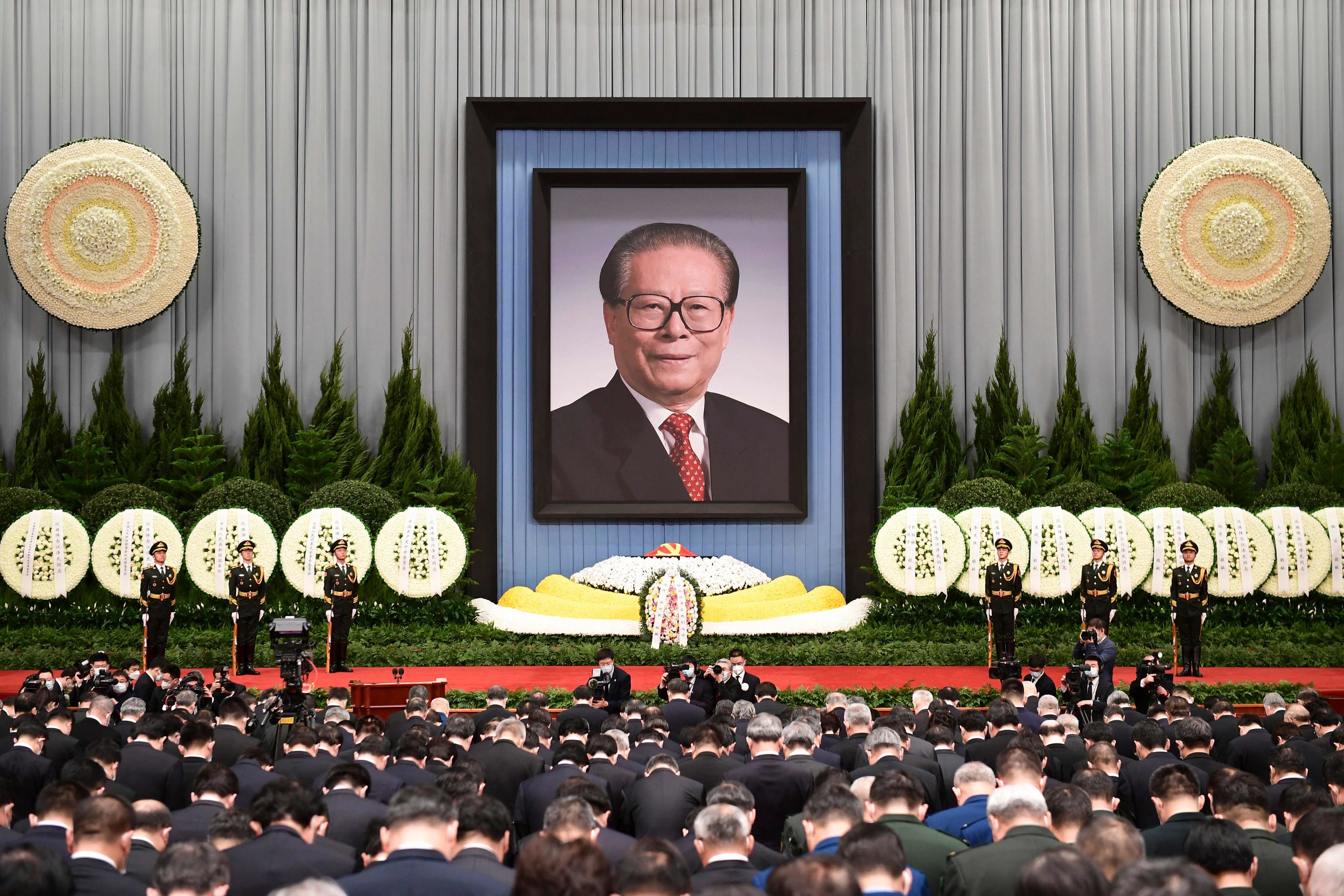 Homenaje a Jiang Zemin en el Gan Sal