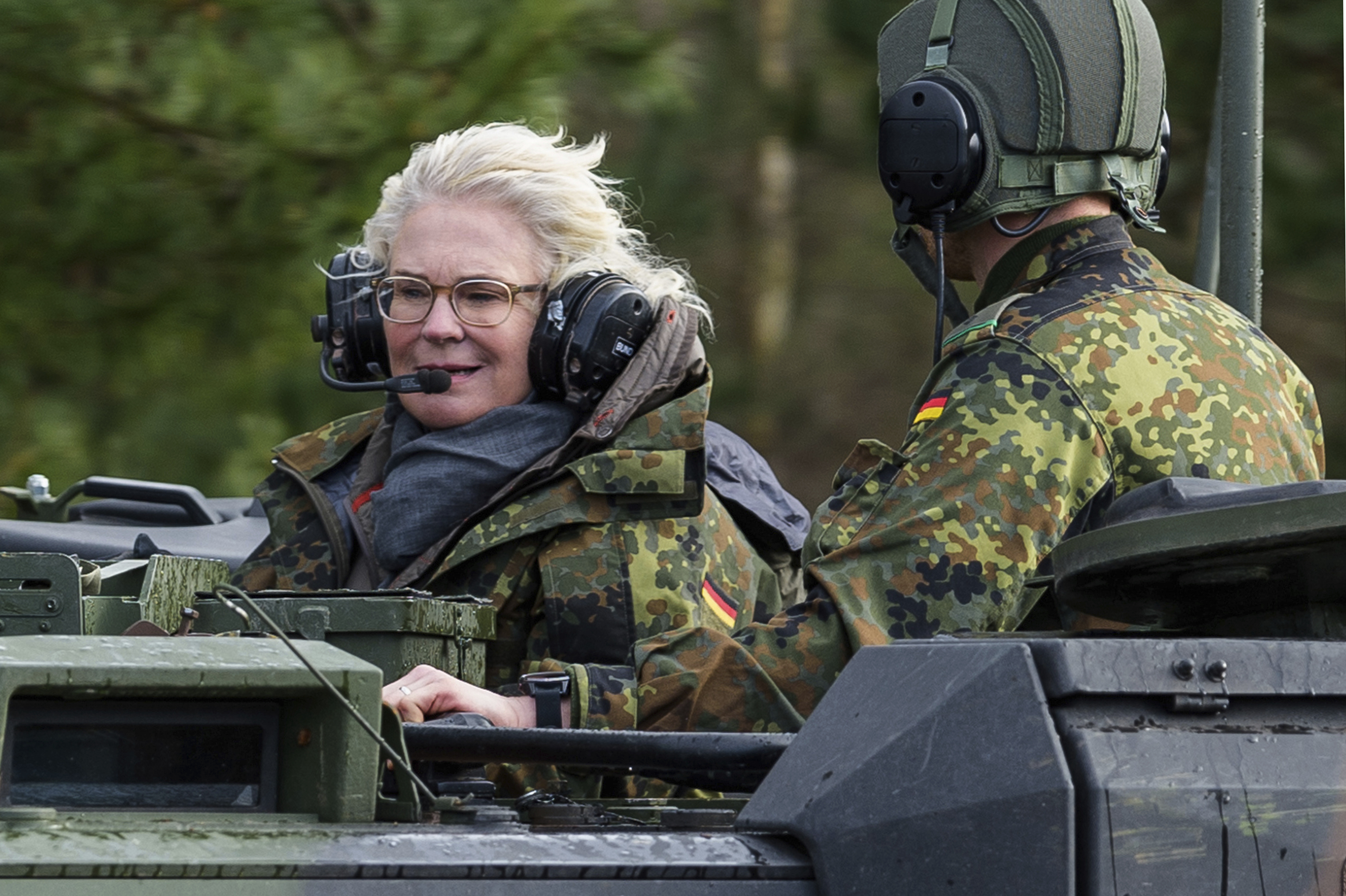 La dimitida ministra de Defensa alemana, Christine Lambrecht, en Munster.