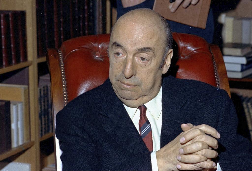 Pablo Neruda, en Par